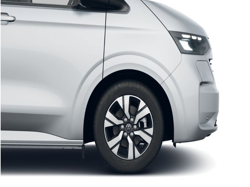 GuidiCar - VOLKSWAGEN INDUSTRIALI Caravelle 1 e-Caravelle Life Elettrico 160 kW post auto L1 Nuovo